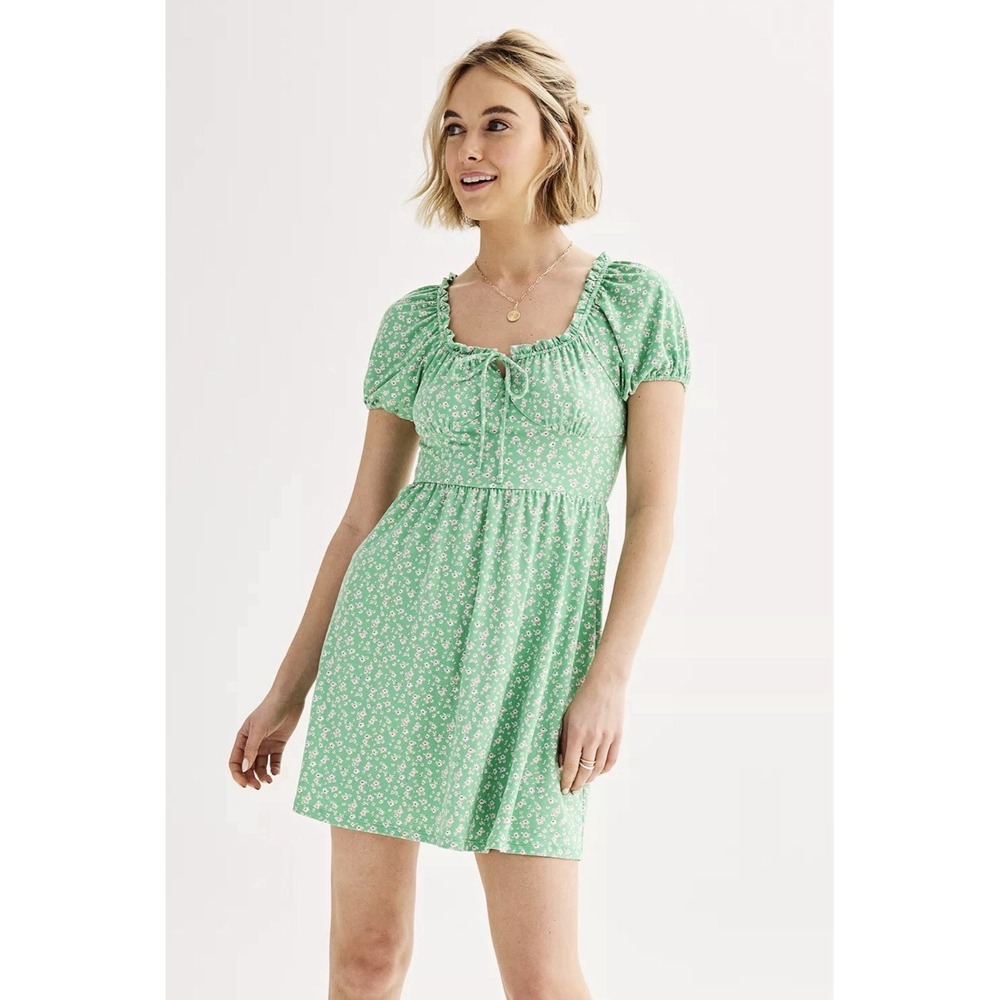 SO Green Floral Puff Sleeve Mini Dress – Size 1X Milkmaid Cottaecore